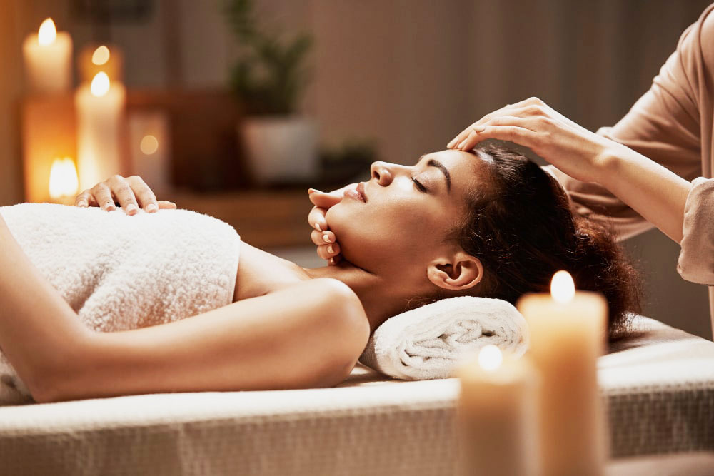 Chiquita Massage